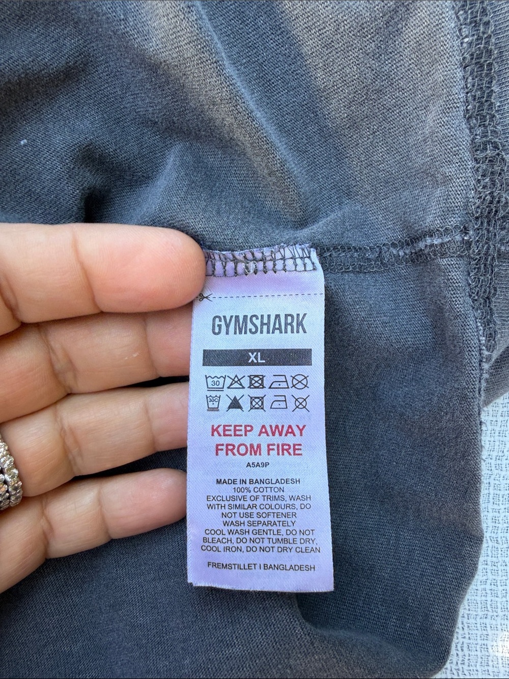 GYMSHARK LIFTING CLUB OFF TANK. Size XL - Picture 3 of 8